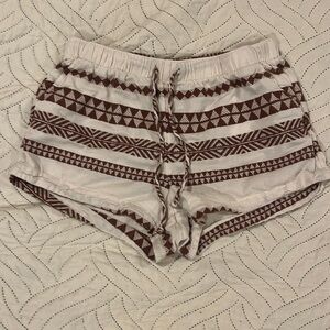 Women’s Aerie patterned linen shorts